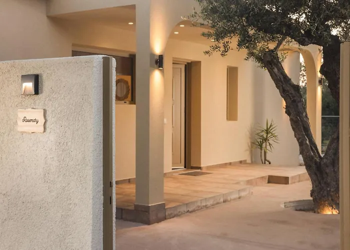Villa Nono's Fioro Premium Houses, By Tk Premium Gaitani