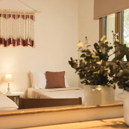 Nono's Fioro Premium Houses, By Tk Management Villa Gaitani