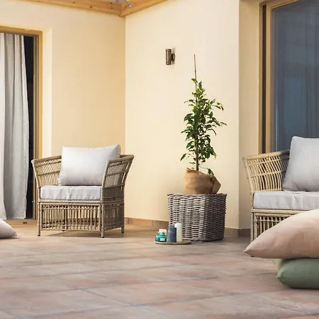 Nono's Fioro Premium Houses, By Tk Management Gaitani