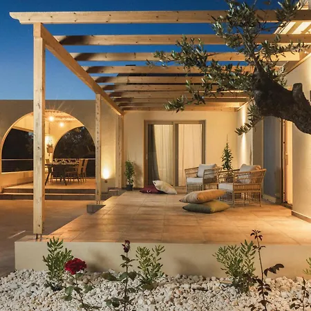 Nono's Fioro Premium Houses, By Tk Management * Gaitani