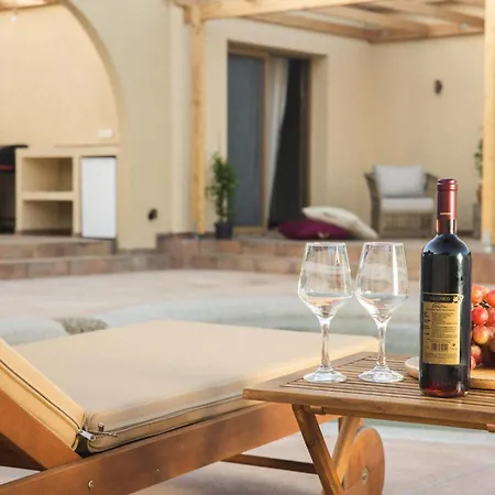 Nono's Fioro Premium Houses, By Tk Premium Gaitani