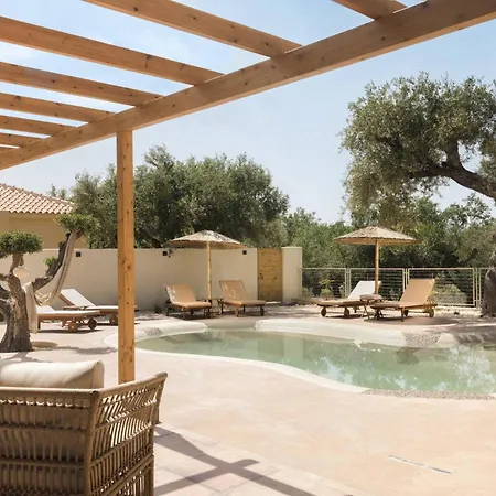 Nono's Fioro Premium Houses, By Tk Premium Villa Gaitani