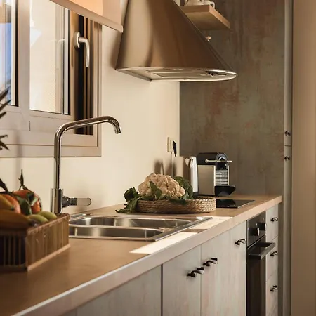 Nono's Fioro Premium Houses, By Tk Premium Villa Gaitani