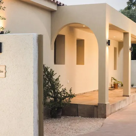 Nono's Fioro Premium Houses, By Tk Premium * Gaitani